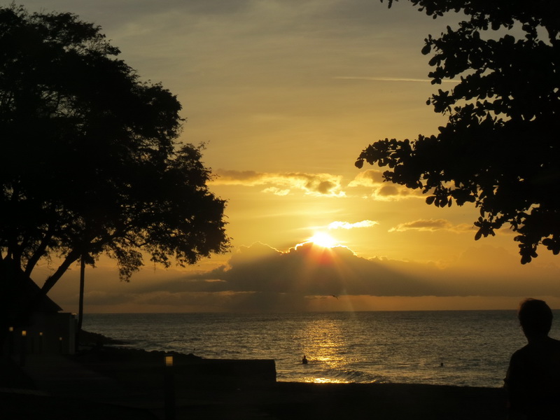 Sonnenuntergang am Hotel