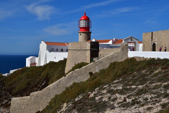 am Cabo de São Vicente Das Cabo de São Vicente bei Sagres liegt am südwestlichsten Punkt Kontinentaleuropas.